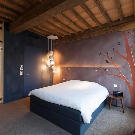 Bed & Breakfast La 4*